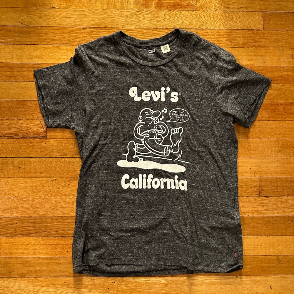 Levi’s California Walking Man T-shirt Medium Gray Funky White Print Tee Jeans
